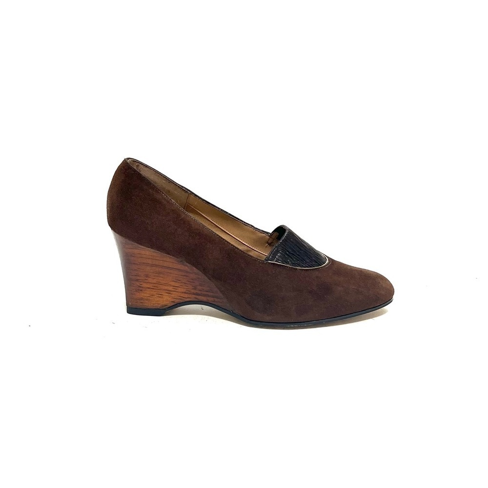 Vintage 1960s deadstock brown suede slip on faux wooden wedge heels